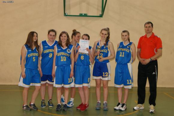 Dziewczęta z Grabskiego Mistrzyniami Powiatu w Koszykówce