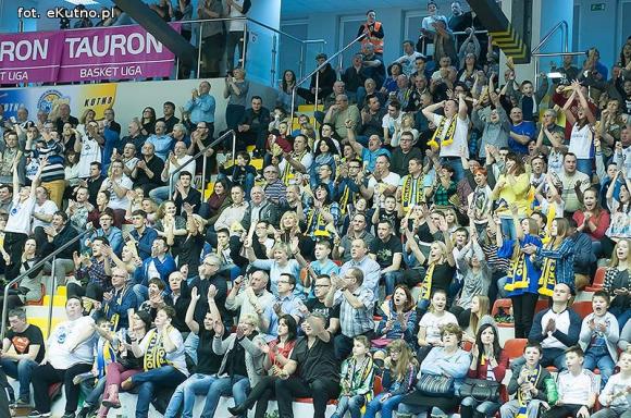 Polfarmex Kutno wygrywa z Koszalinem