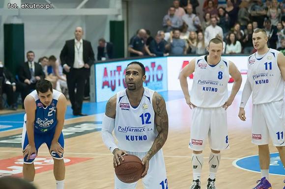 Polfarmex Kutno wygrywa z Koszalinem