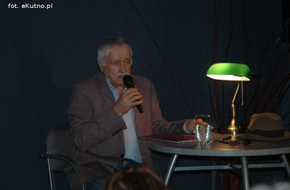 Być jak Jan Nowicki. Spotkanie w bibliotece z człowiekiem pogodzonym ze sobą