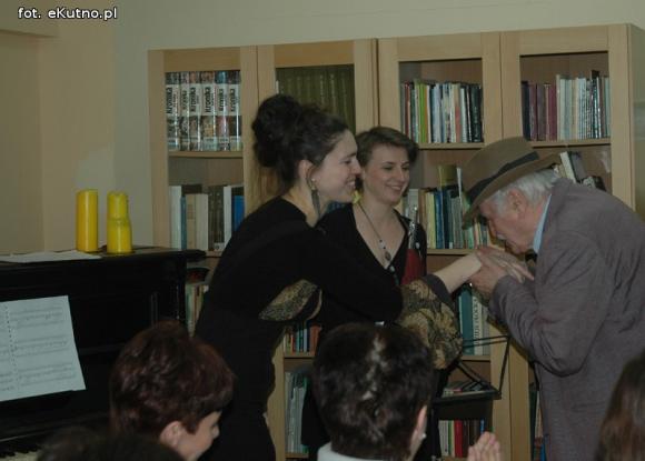 Być jak Jan Nowicki. Spotkanie w bibliotece z człowiekiem pogodzonym ze sobą