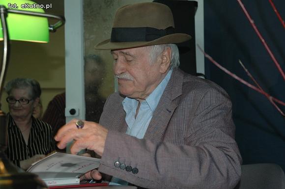 Być jak Jan Nowicki. Spotkanie w bibliotece z człowiekiem pogodzonym ze sobą