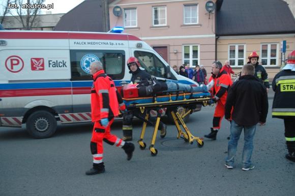 Wypadek na 29 Listopada. Motocyklista poszkodowany