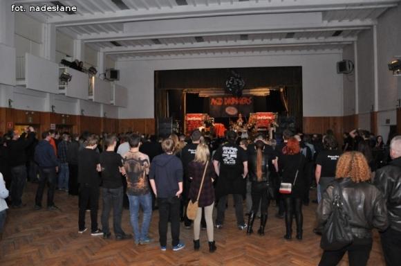 Super koncert Acid Drinkers w Żychlinie