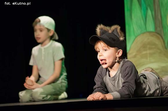 100 lat Teatrowi Puszek z Kutnowskiego Domu Kultury. Dwa Michały na medal