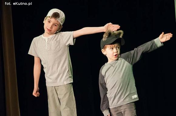 100 lat Teatrowi Puszek z Kutnowskiego Domu Kultury. Dwa Michały na medal