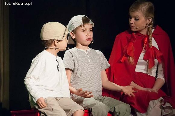 100 lat Teatrowi Puszek z Kutnowskiego Domu Kultury. Dwa Michały na medal