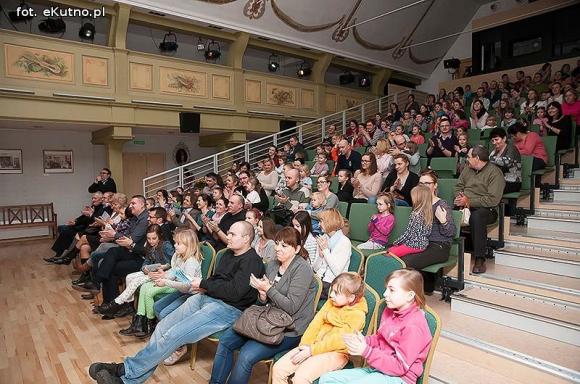 100 lat Teatrowi Puszek z Kutnowskiego Domu Kultury. Dwa Michały na medal