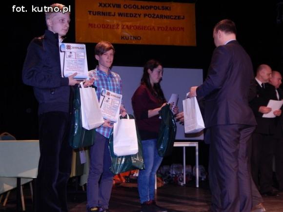 Laureaci zmagań powiatowych w Ogólnopolskim Turnieju Wiedzy o Pożarnictwie