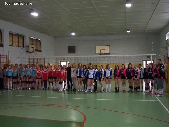Dziewczęta z ZS w Żychlinie po raz czwarty mistrzem powiatu