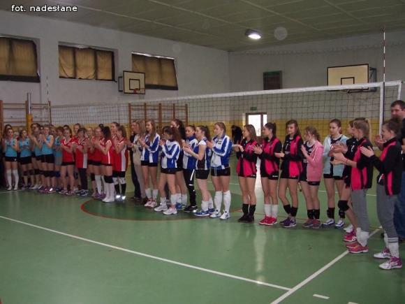 Dziewczęta z ZS w Żychlinie po raz czwarty mistrzem powiatu