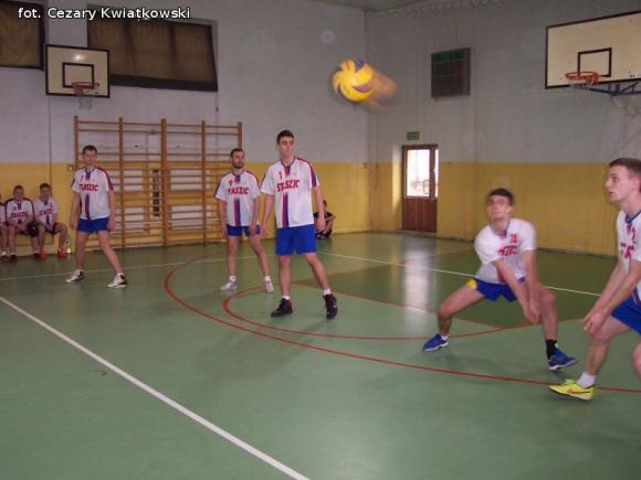 Chłopcy z Zespołu Szkół w Żychlinie mistrzami powiatu