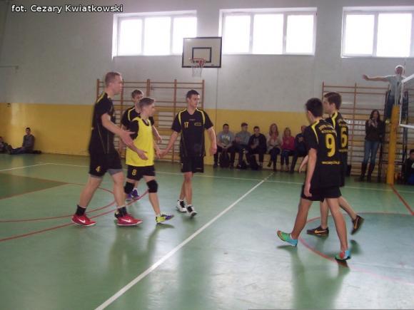 Chłopcy z Zespołu Szkół w Żychlinie mistrzami powiatu