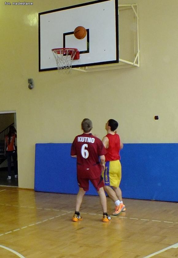 Gimnazjum nr 1 w Kutnie wygrało Caspro-Basket Cup