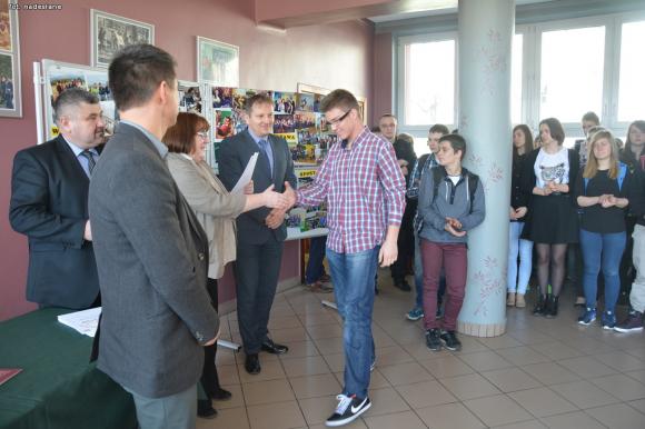 XI matematyczne zmagania gimnazjalistów w Kasprowiczu