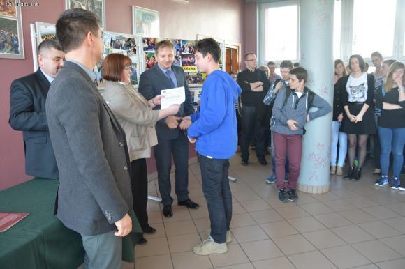 XI matematyczne zmagania gimnazjalistów w Kasprowiczu