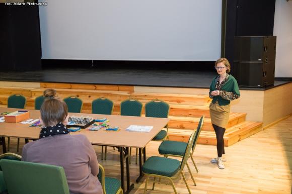 Kinematograf dla Malucha z Bolkiem i Lolkiem i papierowe podobizny kultowych bohaterów