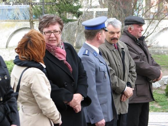 Reminiscencje: Uroczystości Katyńskie w Krośniewicach