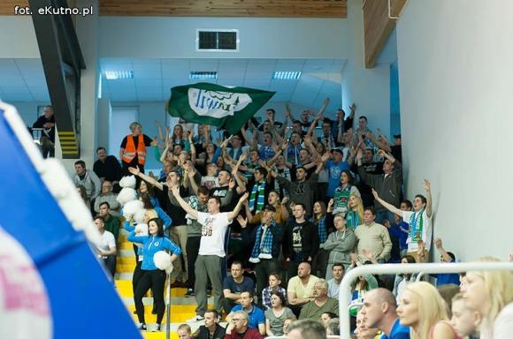 Polfarmex wygrywa z Anwilem