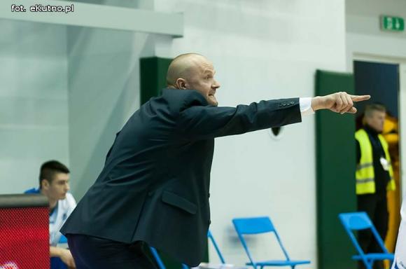 Polfarmex wygrywa z Anwilem