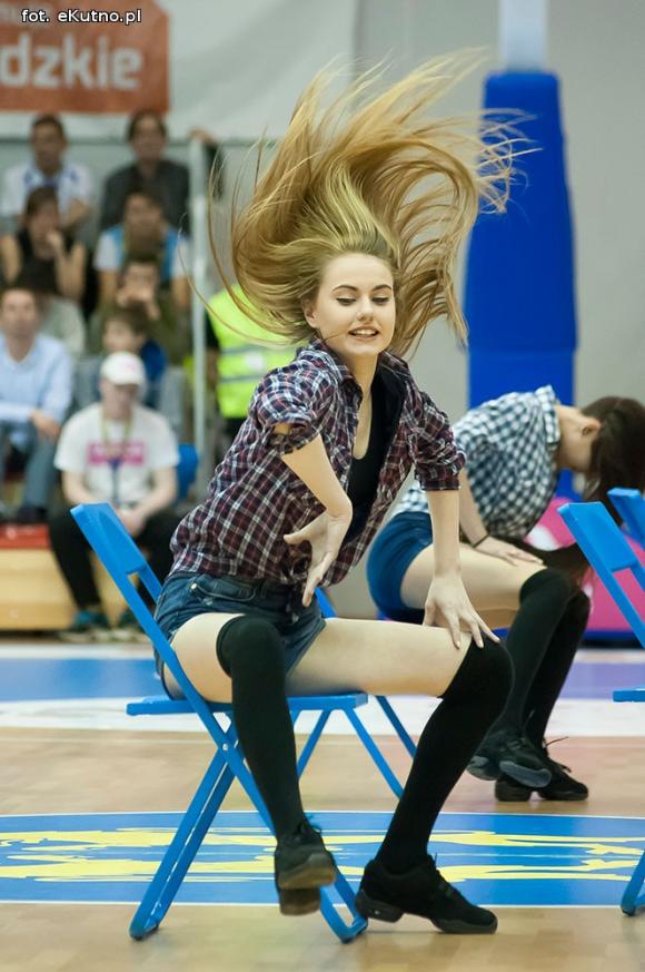 Polfarmex wygrywa z Anwilem