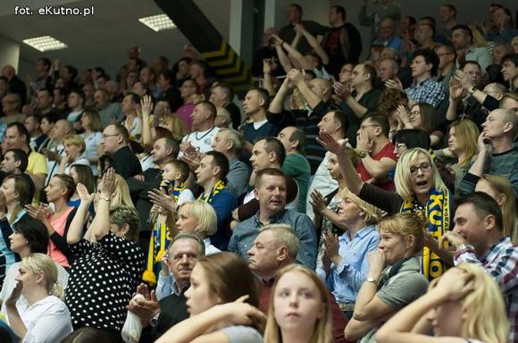 Polfarmex wygrywa z Anwilem