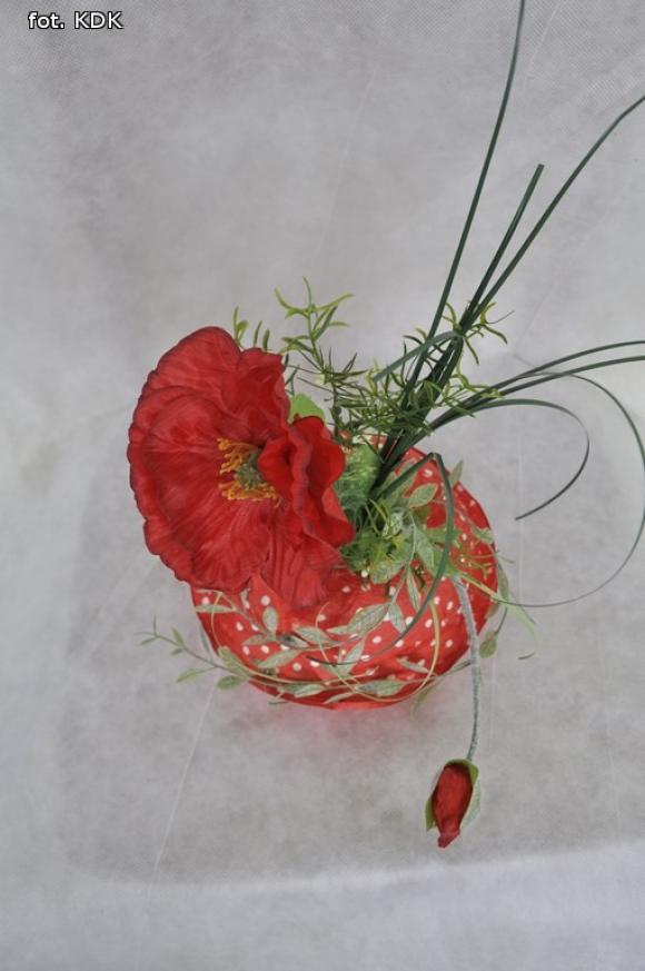 Dekoracje z odzysku. Warsztaty wyobraźni w pracowni plastycznej KDK