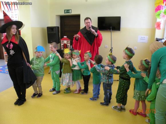 Przyjaciele matki Ziemi z Kolorowego Świata w Bielawkach