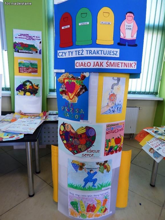 Laureaci konkursów plastycznych w Sanepidzie