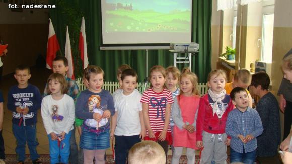 Szkoła Podstawowa w Strzegocinie: Patriotyczna przerwa