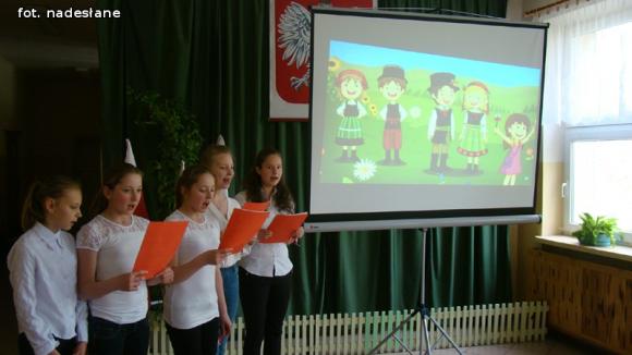 Szkoła Podstawowa w Strzegocinie: Patriotyczna przerwa