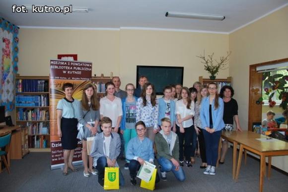 Laureaci konkursu plastycznego Świat w kolorach