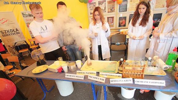 Od zabawy do nauki. Udany pierwszy Kutnowski Piknik Naukowy