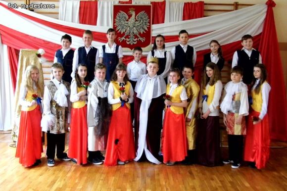 Uczniowie z Szewc Nadolnych o Konstytucji 3 Maja