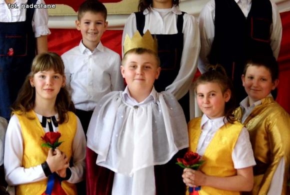 Uczniowie z Szewc Nadolnych o Konstytucji 3 Maja