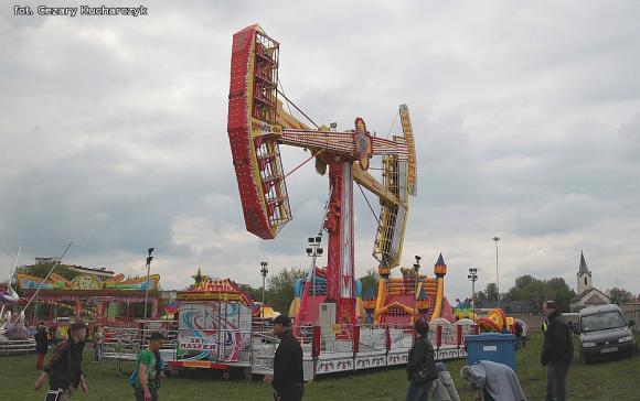 Mali kutnianie w lunaparku