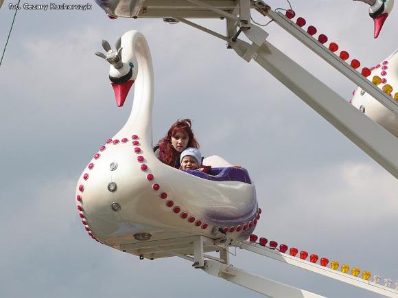 Mali kutnianie w lunaparku