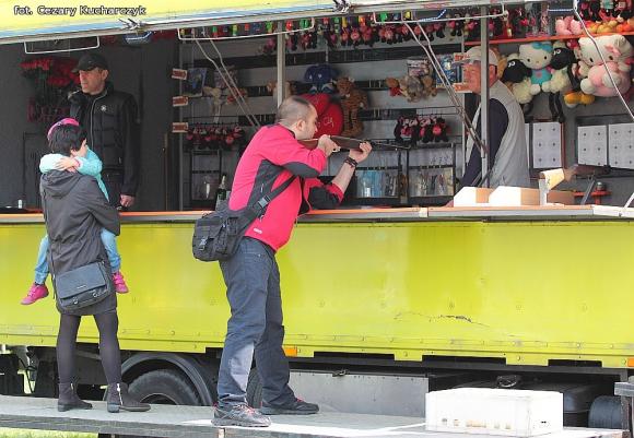 Mali kutnianie w lunaparku