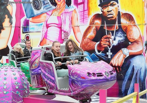 Mali kutnianie w lunaparku