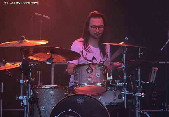 Hej ludzie, po to żyjemy, aby dawać miłość innym. Enej na koniec majówki