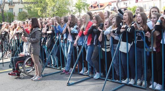 Kutnowskie fanki kochają Dawida Kwiatkowskiego