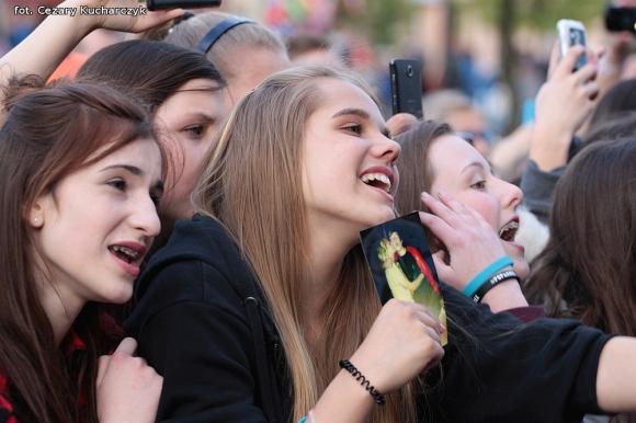 Kutnowskie fanki kochają Dawida Kwiatkowskiego