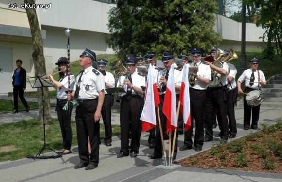Dzień Róży. Odsłonięcie pomnika Wituszyńskiego i kiermasz różany