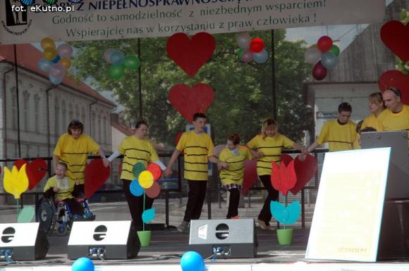 Dziś solidaryzujemy się z osobami z niepełnosprawnością intelektualną