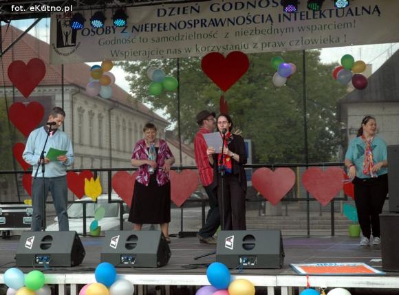 Dziś solidaryzujemy się z osobami z niepełnosprawnością intelektualną