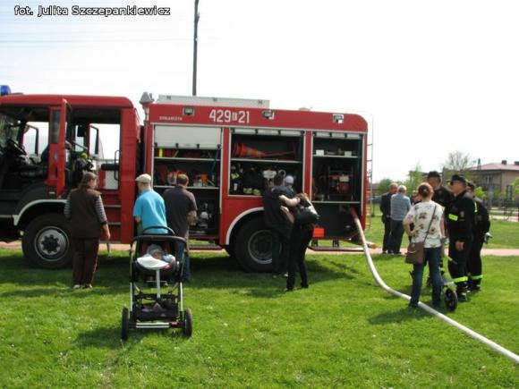 Strażacki piknik show w Krośniewicach