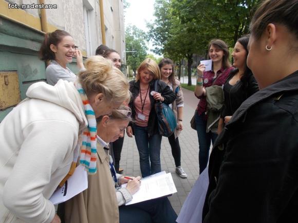 Szli śladami historii i zabytków Kutna oraz dziejów 37 Łęczyckiego Pułku Piechoty