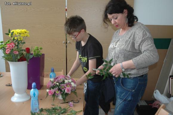 Kwiatki na Dzień Matki - warsztaty florystyczne