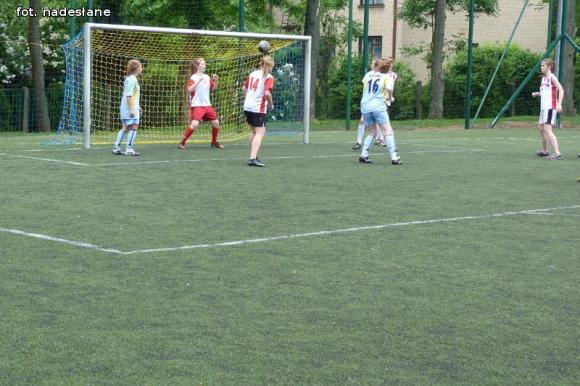 Turniej piłki nożnej dziewcząt Trójka Cup