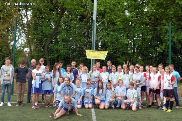 Turniej piłki nożnej dziewcząt Trójka Cup